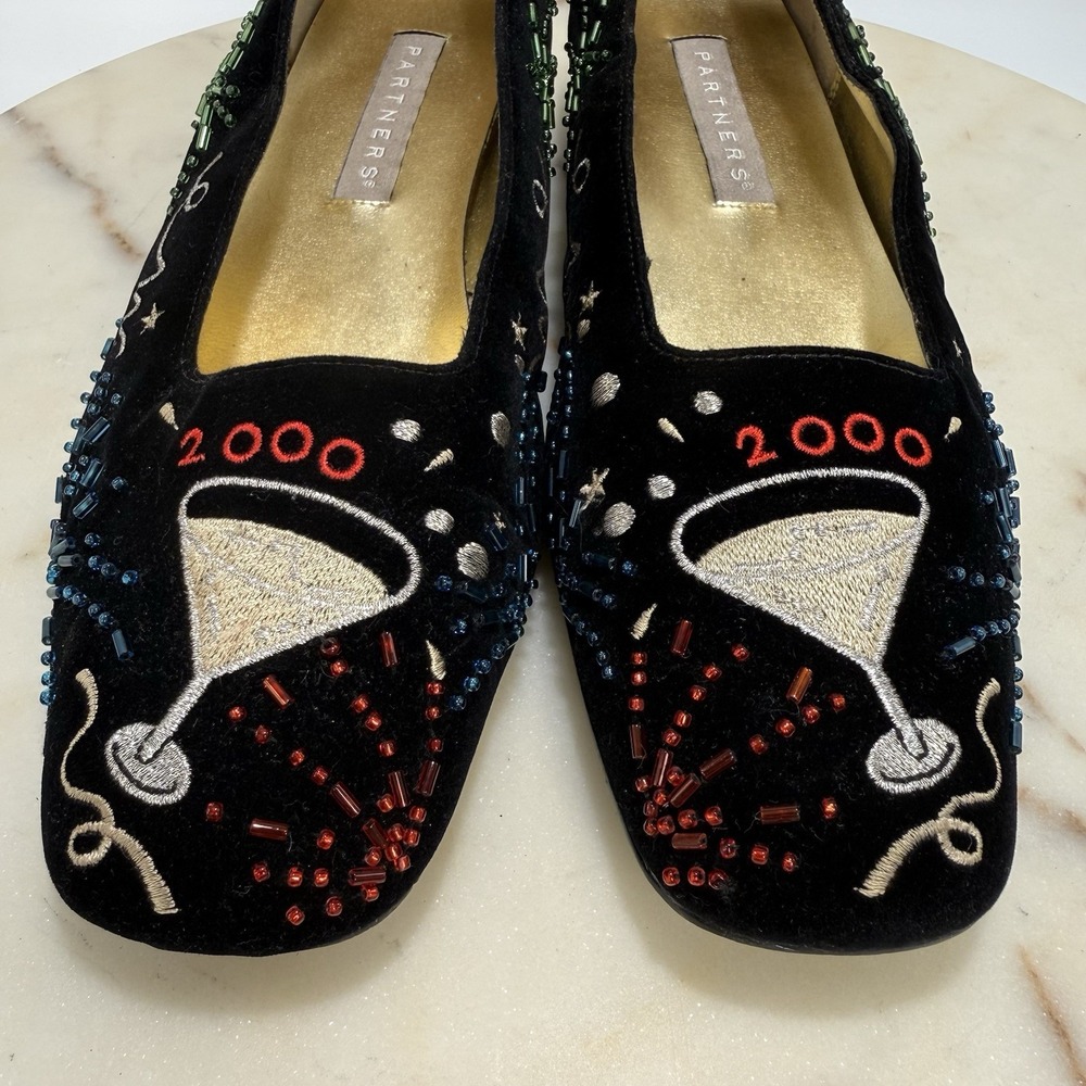 Vintage Y2K New Year 2000 Beaded Velvet Leather Sole Block Pumps Black 6.5M